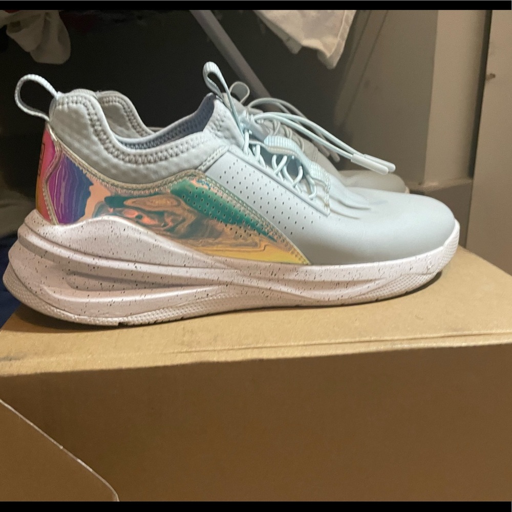 Clive 2022 special edition holographic shoe - women 9